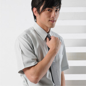 S-07-1 銀灰色短袖男襯衫