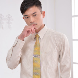 S-32-3 淺褐色條紋長袖男襯衫