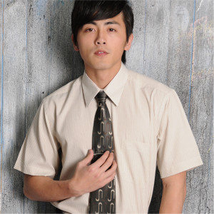 S-32-1 淺褐色條紋短袖男襯衫