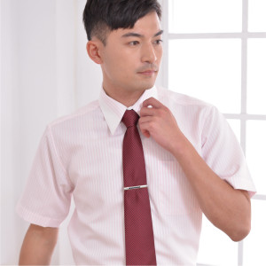 S-47-1 粉紅色條紋短袖男襯衫（配色領）